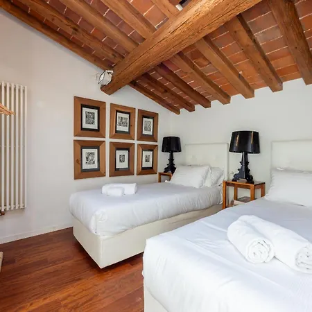 Elegant Dome In The Heart Of Apartment Florenz